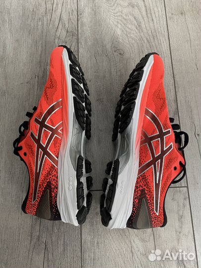 Беговые кроссовки Asics Gel Ziruss 5 мужские корал