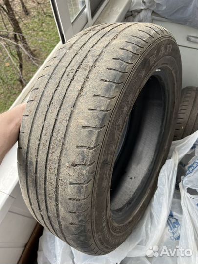 Goodyear EfficientGrip 205/60 R16 92W