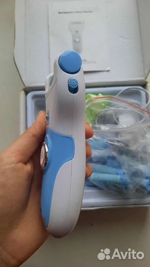 Электрическая пемза для ног со съёмными насадками