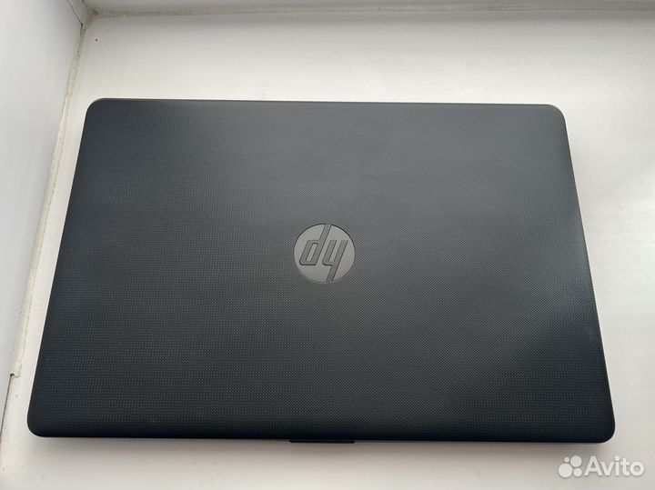 Ноутбук HP 15-bw590ur