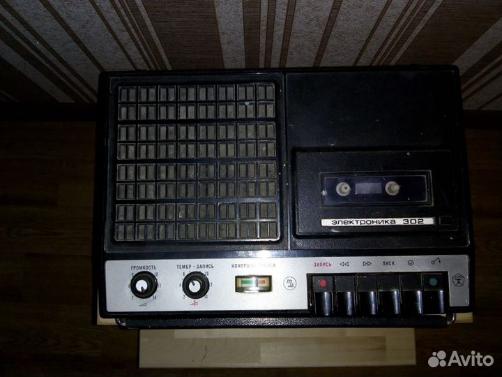 Продаётся магнитофон Электроника 302