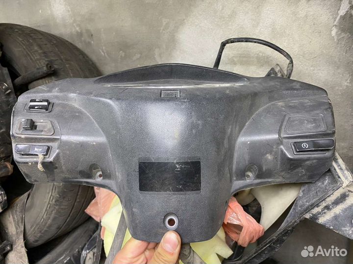 Элементы пластика Honda Lead 110