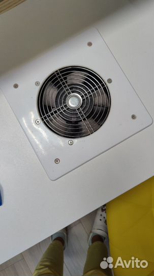 Вытяжка для маникюра встраиваемая