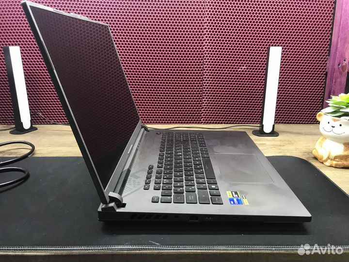 Игровой ноутбук 18