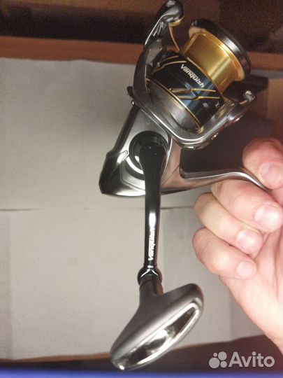 Катушка shimano 16 vanquish 3000mhg