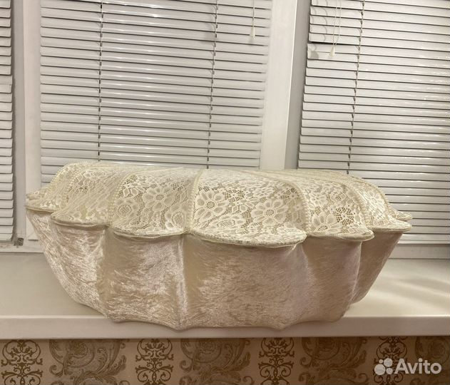 Корзина в виде ракушки