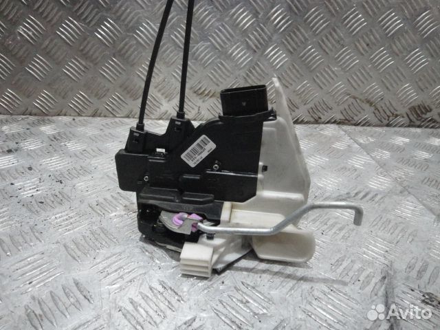 Замок двери Rio (17) пер L 6 контактов б\у (арт. 81310H0000)