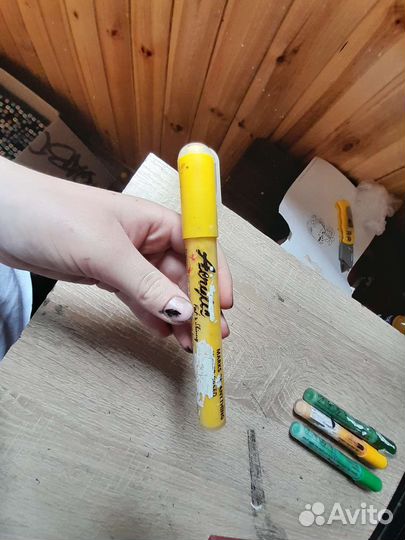 Акриловые маркеры