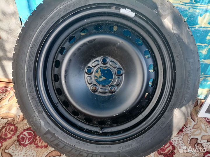 Летняя резина новая на диске размер205/55/16