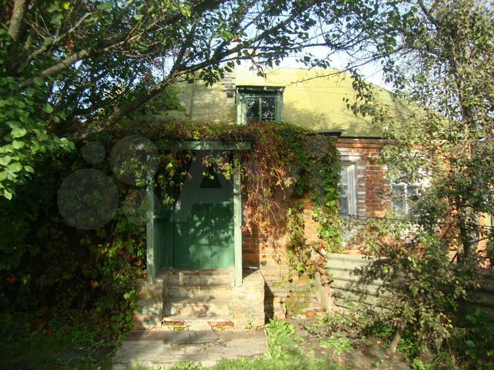 Дом 32,3 м² на участке 42 сот.