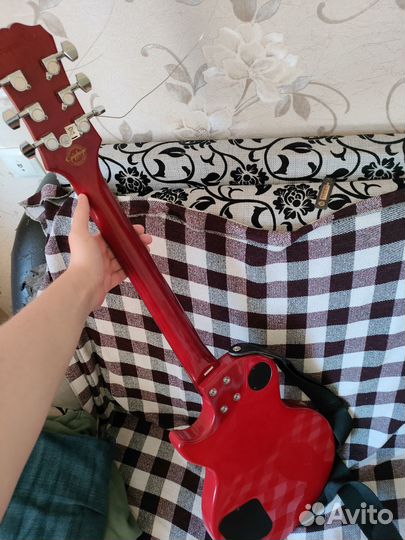 Электрогитара Epiphone Les Paul Studio LT