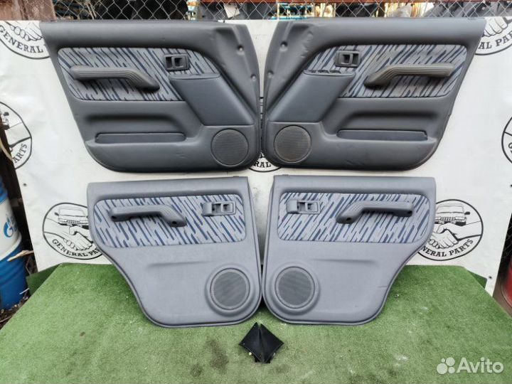 Дверные карты Toyota Land Cruiser Prado KZJ90