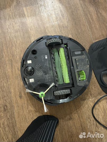 Робот пылесос irobot roomba i7