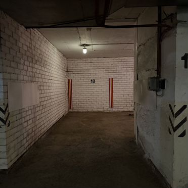 Машиноместо, 17 м²