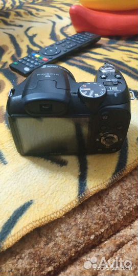 Fujifilm FinePix S1600