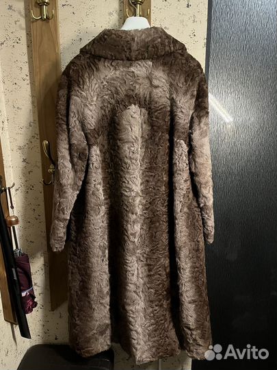 Новая шуба Pelz-Bauer из натурального каракуля