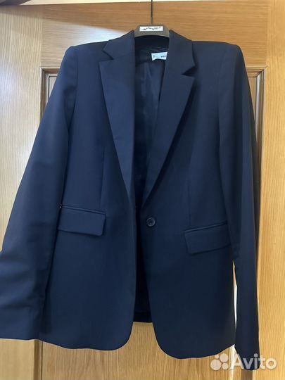 Пиджак женский Mango