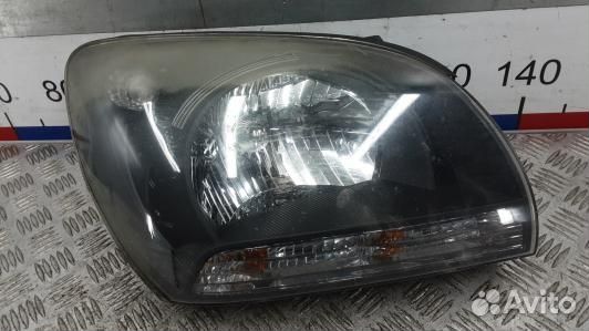 Фара правая KIA sportage 2 (AEA10MU01)