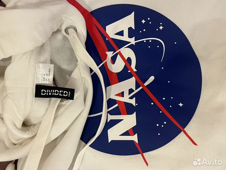 Толстовка с капюшоном