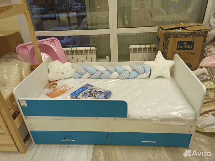 Кровать Сказка с ящиками и бортиком ограничителем