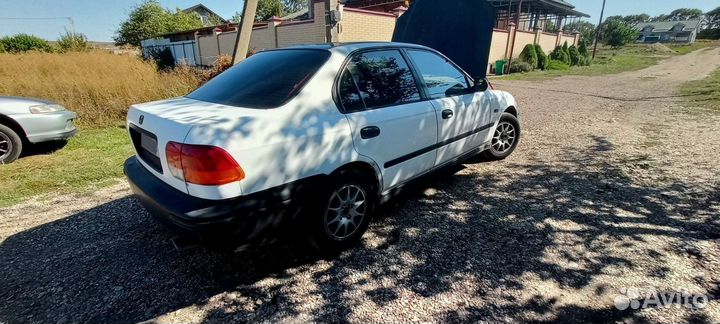 Honda Civic 1.5 AT, 1996, 300 000 км