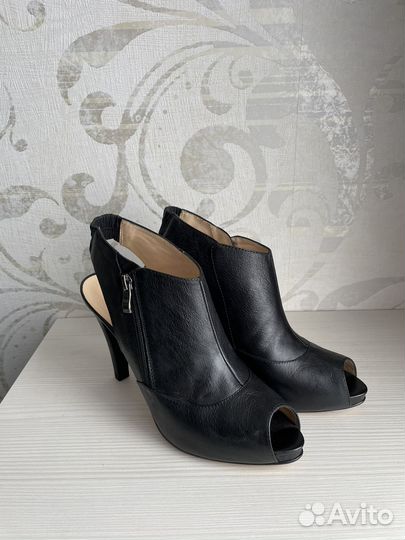 Туфли Itaita р40 новые
