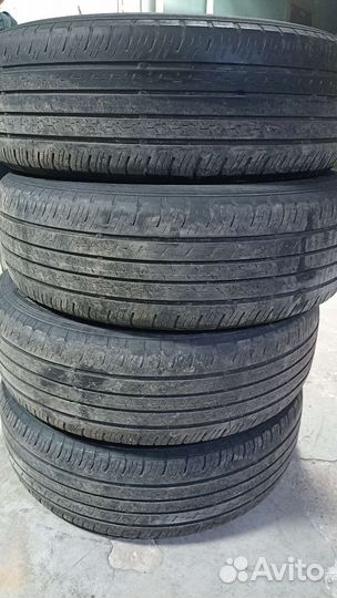 Dunlop Grandtrek ST30 225/65 R17