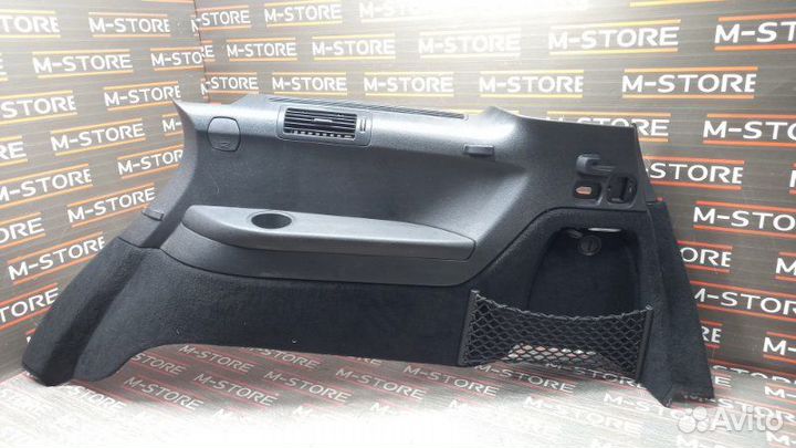 Обшивка багажника правая Mercedes-Benz R-Class