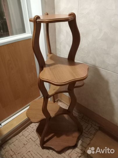 Подставка для цветов напольная