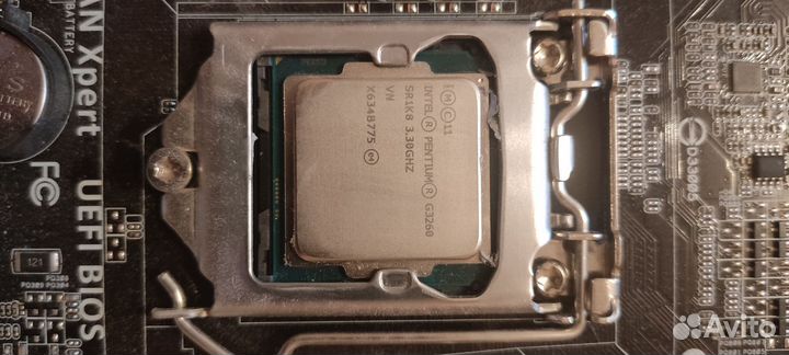 Материнская плата с процессором