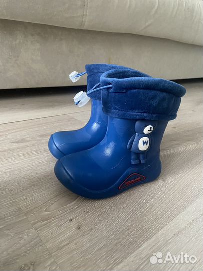 Резиновые сапоги