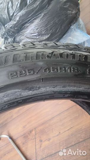Goodyear UltraGrip Ice 2 225/45 R18 95T