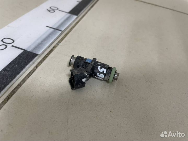 Форсунка инжекторная электрическая Volkswagen Polo