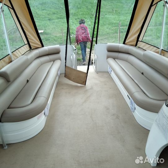 Прогулки на катере