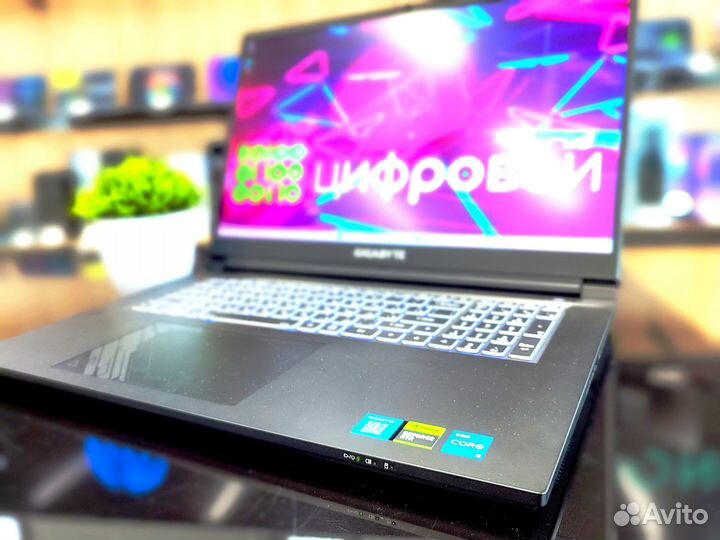 Игровой ноутбук Gigabyte G7 17.3