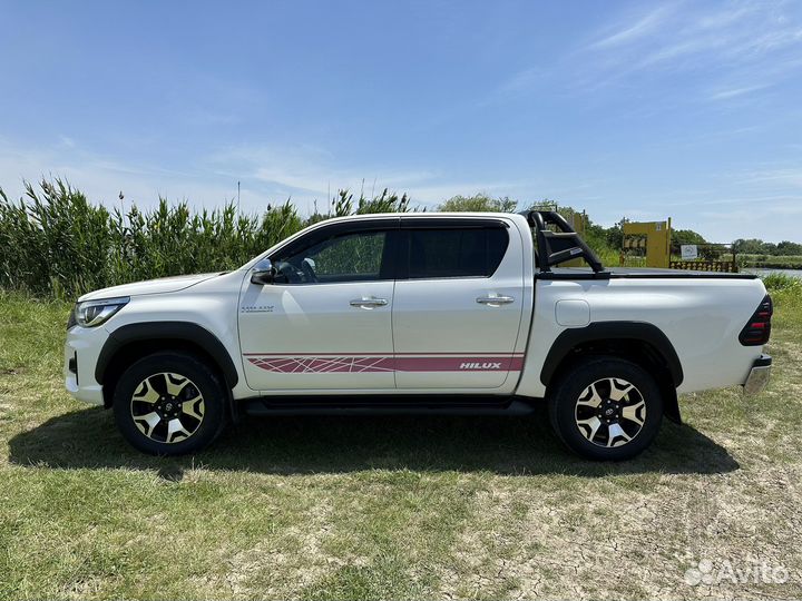 Toyota Hilux 2.8 AT, 2018, 170 000 км