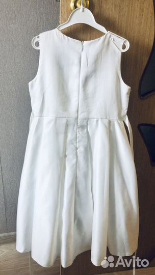 Платье нарядное на девочку 116