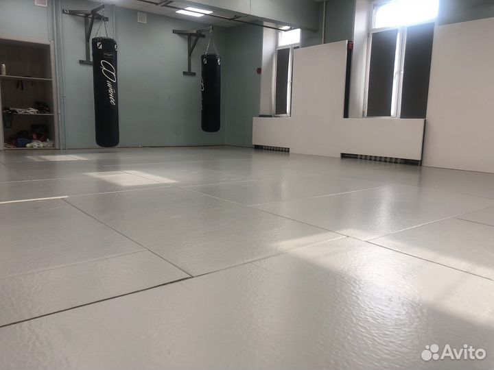 Аренда спортивного зала для единоборств, йоги и др