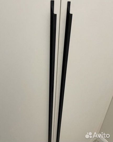 Встроенный распашной шкаф