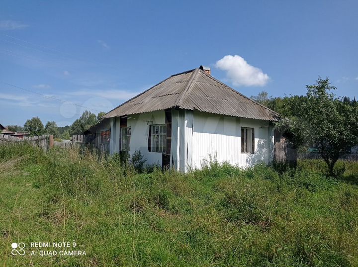 Дом 28,7 м² на участке 15 сот.