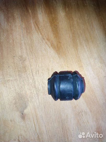 Сайлентблоки audi 100