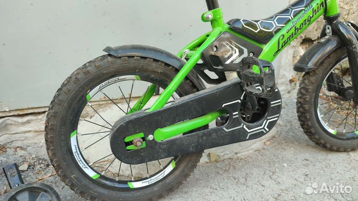 Детский велосипед трехколесный