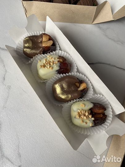Финики в шоколаде в подарок