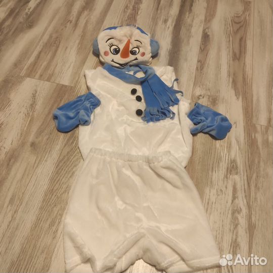Карнавальный костюм снеговика