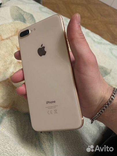 iPhone 8 Plus, 64 ГБ