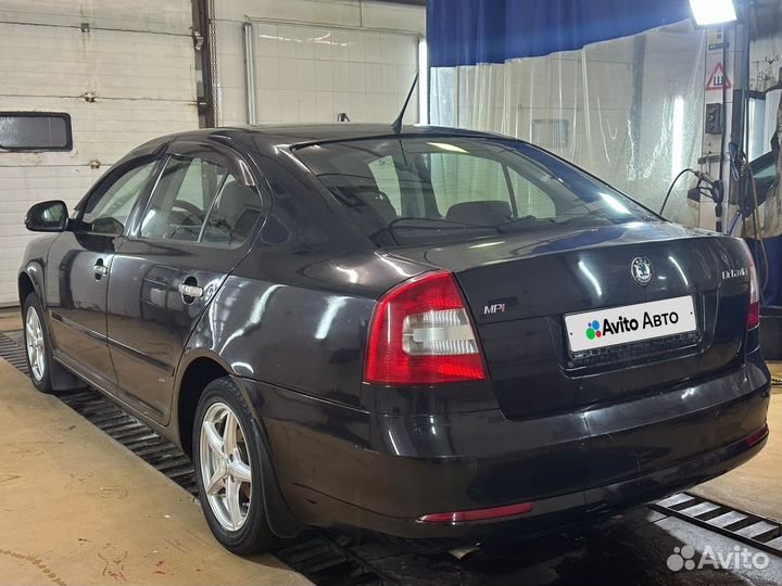 Skoda Octavia 1.6 МТ, 2011, 247 000 км