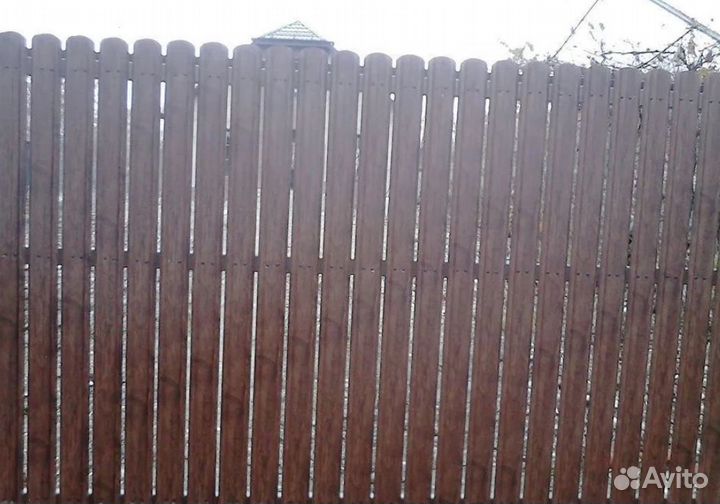 Забор из евроштакетника качественно быстро