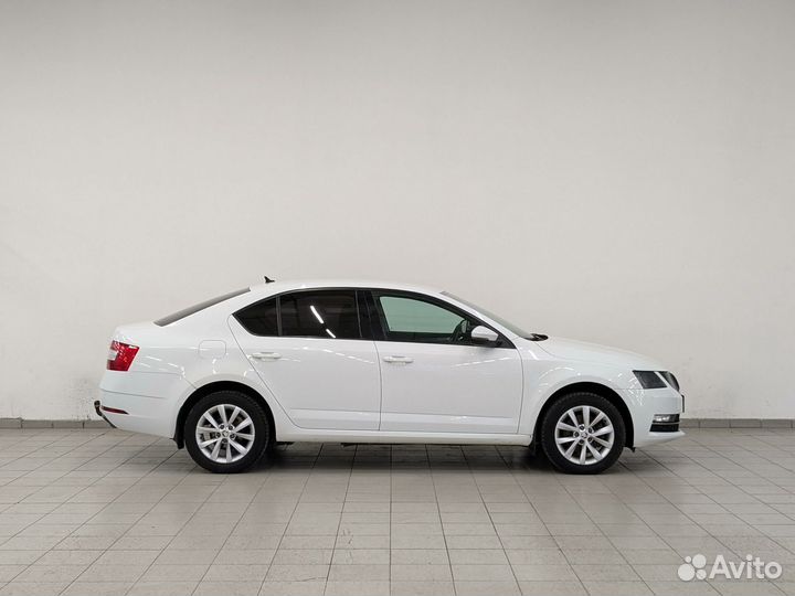 Skoda Octavia 1.6 AT, 2017, 216 162 км