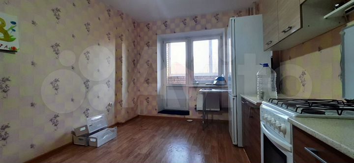 3-к. квартира, 113 м², 2/10 эт.