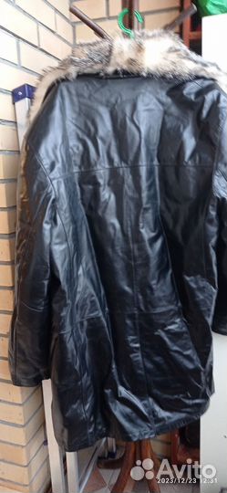 Пальто зимнее мужское с мехом размер 56-60